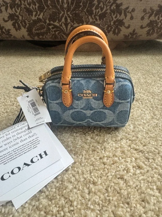 Coach Blue Denim Signature Tote with Tan Leather Tag - Picture 5 of 5